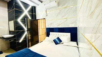 HOTEL MARK