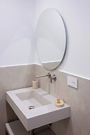 Colosseum Holidays - Luxury 3 Bedroom Apartment