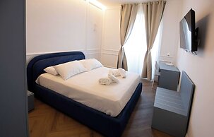 Colosseum Holidays - Luxury 3 Bedroom Apartment