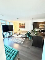 Central North York suites