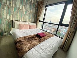 Sea View 2 Bed Room Unit Central Pattaya