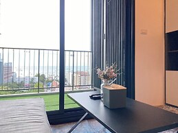 Sea View 2 Bed Room Unit Central Pattaya