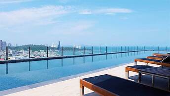 Sea View 2 Bed Room Unit Central Pattaya