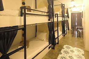 Auberge Petit Hotel
