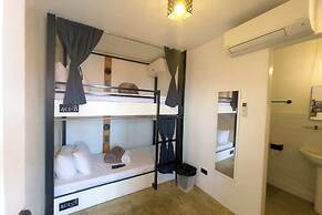 Auberge Petit Hotel