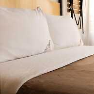 Auberge Petit Hotel