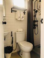 Auberge Petit Hotel