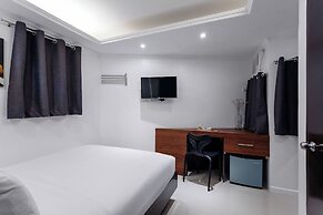 Nest Nano Suites Poblacion-Makati
