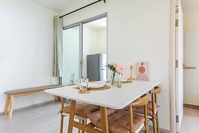 2BR 7 Mins Walk to BTS Bill Included