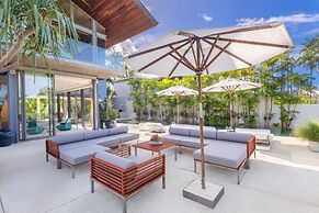 Villa Aqua