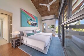 Villa Aqua
