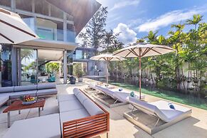 Villa Aqua