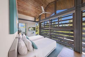 Villa Aqua