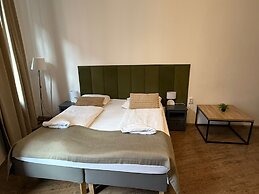 Modern 1BR Apt Close to Westbahnhof