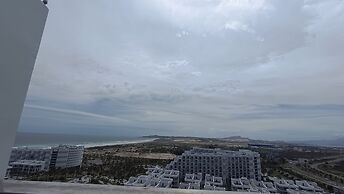 Oceanview The Arena Cam Ranh Apartment