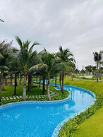 Oceanview The Arena Cam Ranh Apartment