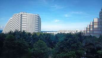 Oceanview The Arena Cam Ranh Apartment