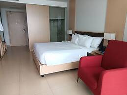 Oceanview The Arena Cam Ranh Apartment