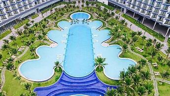 Oceanview The Arena Cam Ranh Apartment