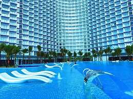 Oceanview The Arena Cam Ranh Apartment