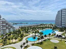 Oceanview The Arena Cam Ranh Apartment