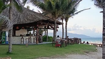 Oceanview The Arena Cam Ranh Apartment
