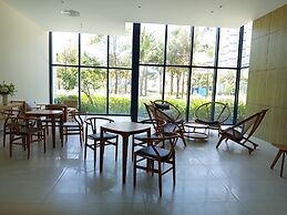 Oceanview The Arena Cam Ranh Apartment