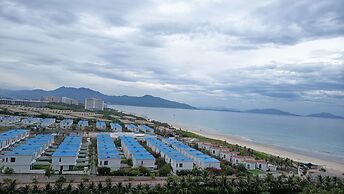 Oceanview The Arena Cam Ranh Apartment