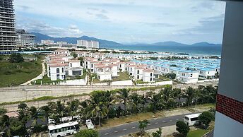 Oceanview The Arena Cam Ranh Apartment