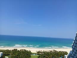 Oceanview The Arena Cam Ranh Apartment