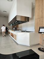 Oceanview The Arena Cam Ranh Apartment
