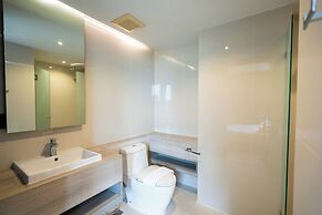 Seaphere residence by Prop Hopper