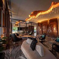Edge Central Pattaya by Prop Hopper