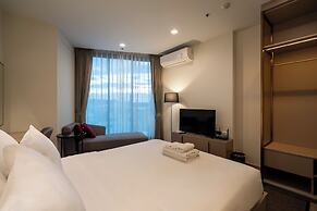 Edge Central Pattaya by Prop Hopper