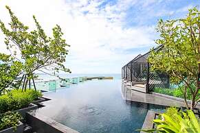 Edge Central Pattaya by Prop Hopper