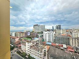 Edge Central Pattaya by Prop Hopper