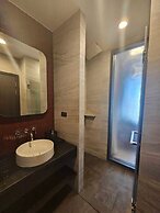 Edge Central Pattaya by Prop Hopper