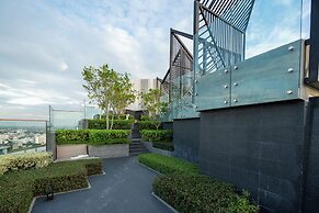 Edge Central Pattaya by Prop Hopper