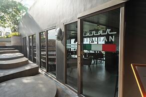 Bayphere residence by Prop Hopper