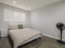 Falcon Bal House