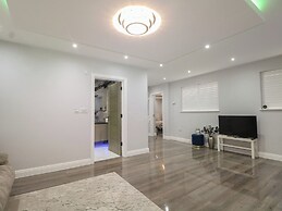 Falcon Bal House