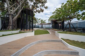 Bluphere residence by Prop Hopper
