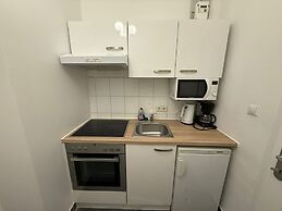 Smart 1BR Apt Near Westbahnhof Station