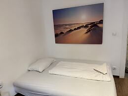 Smart 1BR Apt Near Westbahnhof Station
