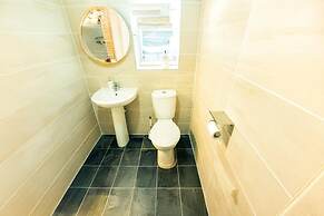 Central Cardiff Cozy 2BR Near Stadium Shops Uni