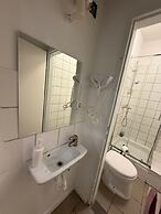 Comfy 2BR Apt Westbahnhof Area