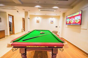 Carom Hotel Manali