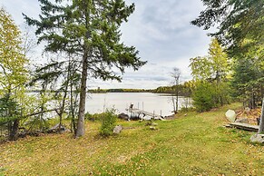 Private Peninsula! Modern-rustic Fall Lake Cabin