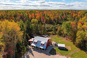 Pet Friendly Chub Creek Cabin: Fish, Hunt, & Hike!