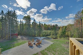 Pet Friendly Chub Creek Cabin: Fish, Hunt, & Hike!